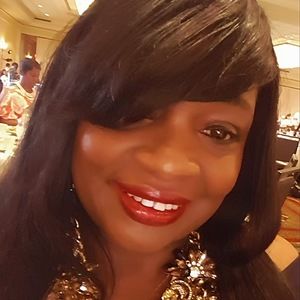 Meet your Posher, Lena